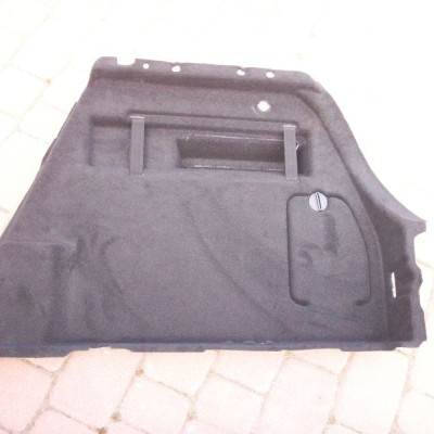 Boczek tapicerka bagaznika prawe Astra J IV 4 NOWY