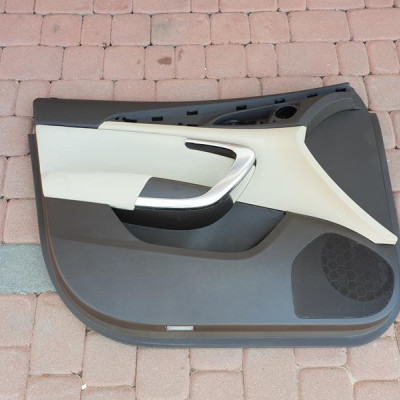 Boczek tapicerka brązowy kremowy Opel Insignia