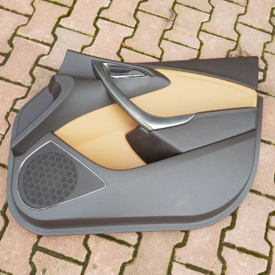 Boczek tapicerka drzwi Ople Astra J IV 4 13350752