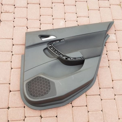 Boczek tył tylni welur Opel Insignia 320