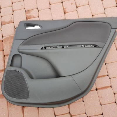 Boczek tył tylni Zafira C 20893822 315