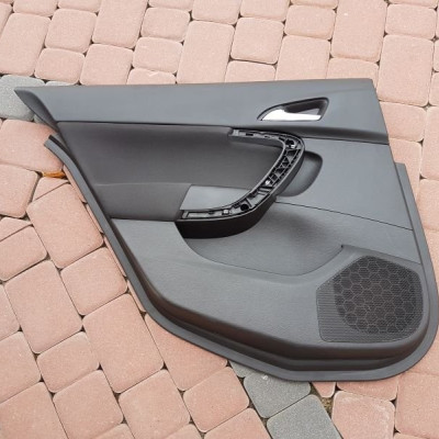 Boczek tył tylny welur Opel Insignia 215