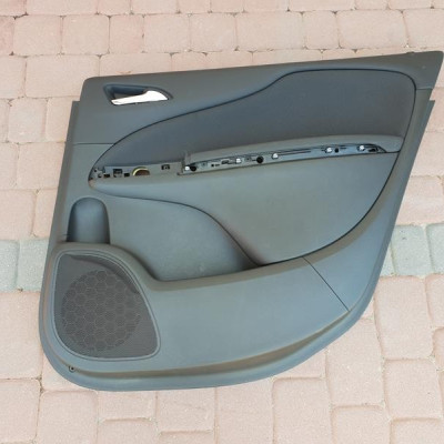 Boczek tył tylny welur Opel Zafira C 71