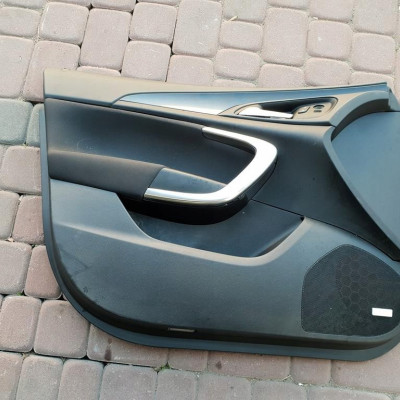 Boczek welurowy drzwi Opel Insignia FL BOSE 4011