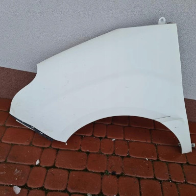 Błotnik przód lewy biały Opel Combo D