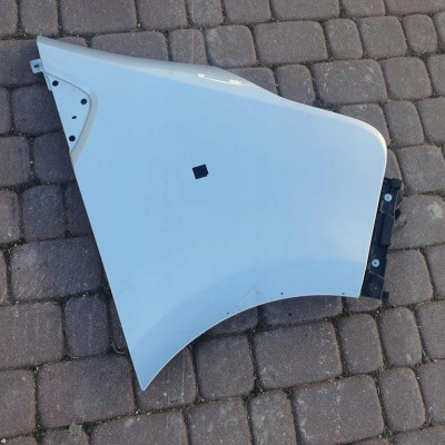 Błotnik przód przedni IGŁA VIVARO B TRAFIC III 3