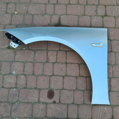 Błotnik przód przedni IGŁA z176 Opel Insignia B