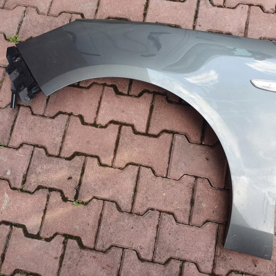 Błotnik przód przedni L IGŁA Opel Zafira C Z10a