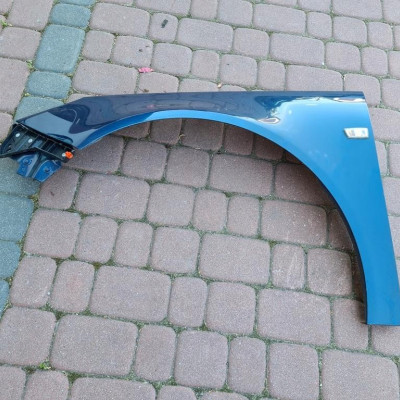 Błotnik przód przedni Opel Insignia IGŁA Z22w