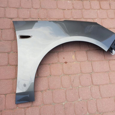 Błotnik przód przedni P IGŁA Opel Zafira C Z10A