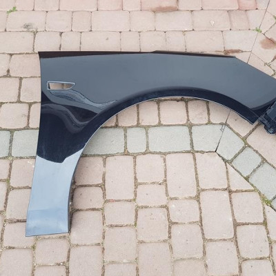 Błotnik przód przedni P IGŁA Opel Zafira C Z22c