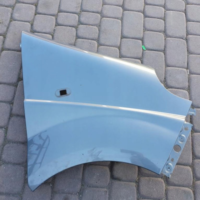 Błotnik przód przedni prawy granat VIVARO TRAFIC