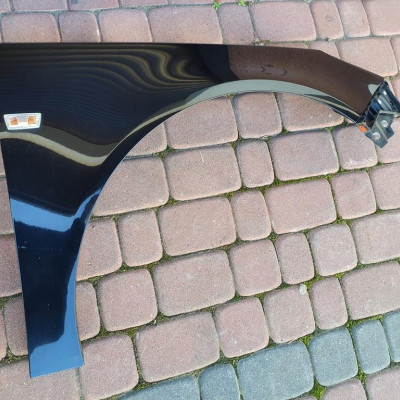 Błotnik przód przedni Z22c Opel Insignia IGŁA