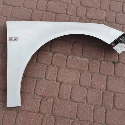 Błotnik przód przedni Z40R 40R Opel Insignia IGŁA