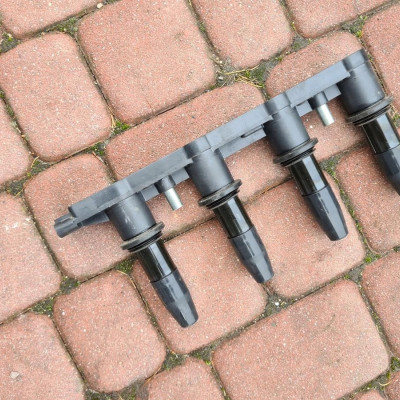 Cewka zapłonowa 1.6T Opel Corsa E 55561655