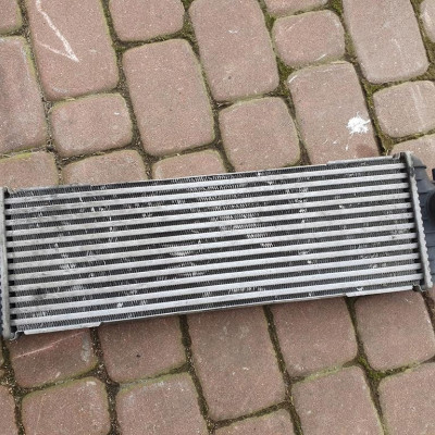 Chłodnica intercoolera VIVARO TRAFIC 7700312903