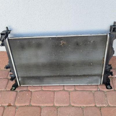 Chłodnica wody 1.6T Opel Corsa E 8C1761100