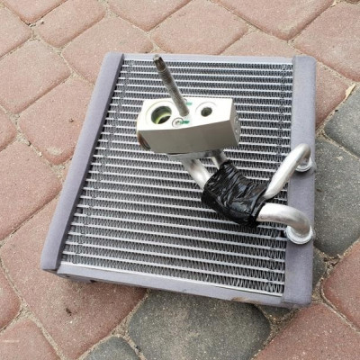 Chłodniczka klimatyzacji Opel Insignia B 16454271