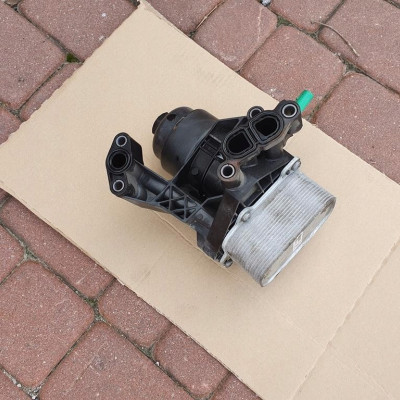 Chłodniczka oleju 2.0TDi 1.6TDi Passat B8