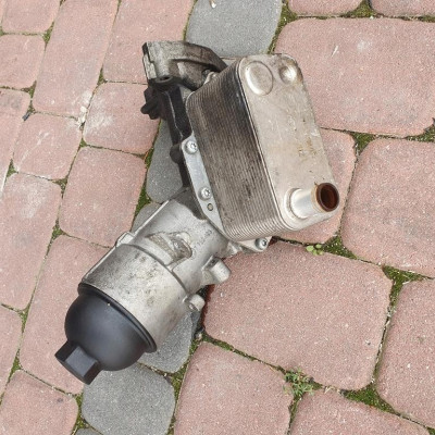 Chłodnioczka oleju 3.0D BMW E60 E90 M57 NC72