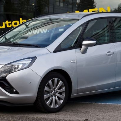 Cwiartka bok próg Zafira C TOURER