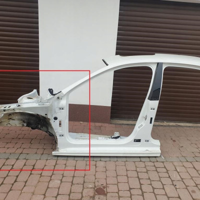 Ćwiartka podłóżnica próg słupek VW Jetta 5C6