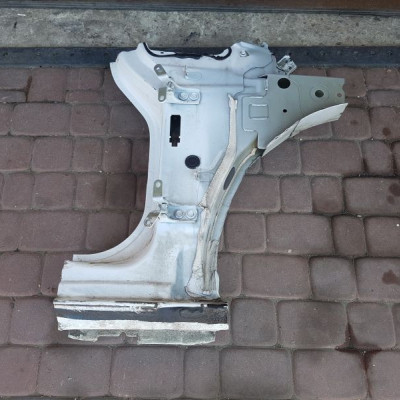 Ćwiartka próg przedni prawy Opel Astra J IV 4