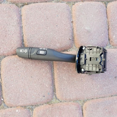 Manetka kierunkowskazów Opel Insignia B 39043501