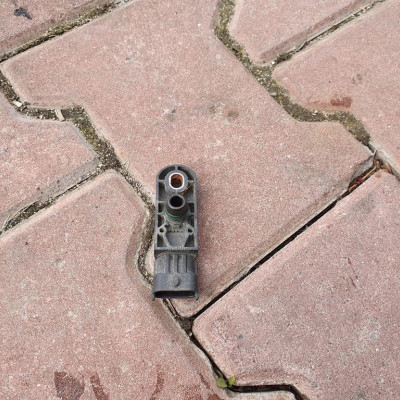 Czujnik ciśnienia Movano Master III 223651975R