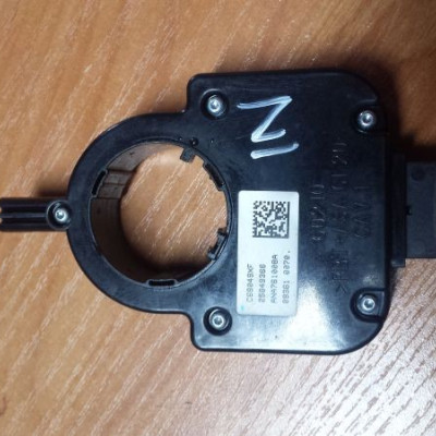 Czujnik kąta skrętu Insignia