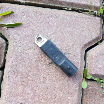 Czujnik kondensator Astra II Zafira A 09173956