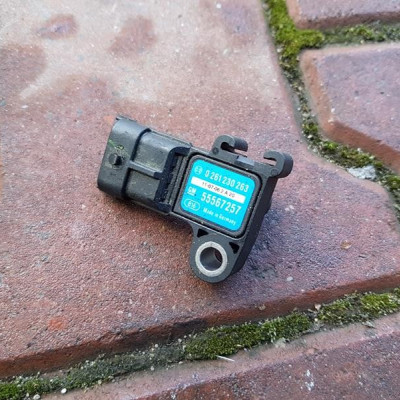 Czujnik map 1.4T Opel Astra 4 IV J 55567257