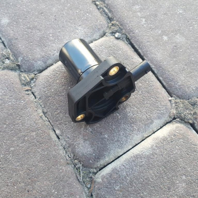 Czujnik oleju 1.6CDTI LWQ Opel Astra K 5 V