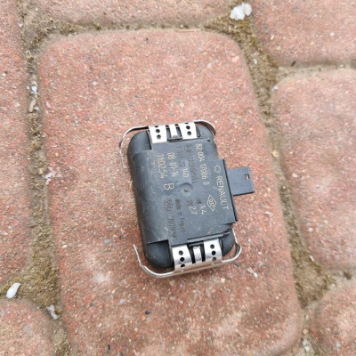 Czujnik sensor deszczu Vivaro Trafic 8200417006D