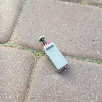 Czujnik sprzęgła Opel Astra H Zafira B 55701396