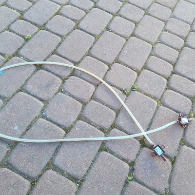 Czujnik uderzeniowy + wężyk Opel Insignia B