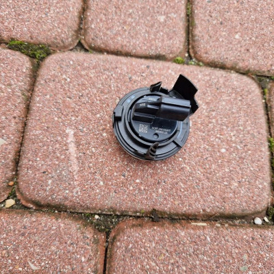 Czujnik uderzeniowy Renault Captur II 2 988365