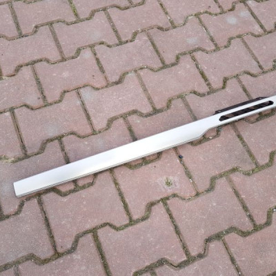 Dekor listwa konsoli deski Passat B8 3G2853261AJ