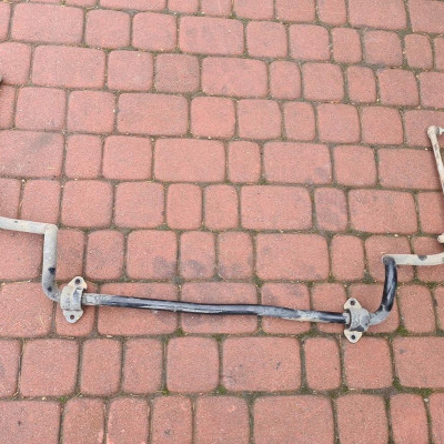 Drązek stabilizator przód łacznik Opel Mokka