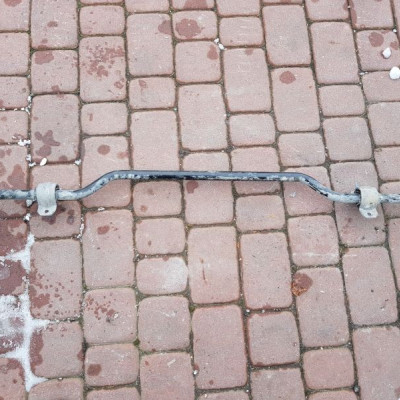 Drążek stabilizatora tył Audi Q3 2017r 1K0511305DT