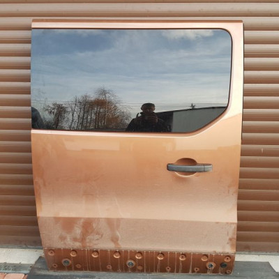 Drzwi przesuwne boczne bok VIVARO TRAFIC III 2016r