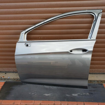 Drzwi przód przednie lewe Opel Astra K Z41W IGŁA