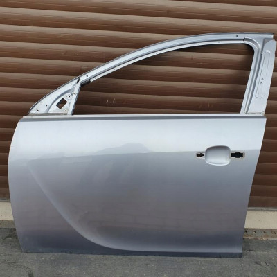 Drzwi przód przednie Opel Insignia igły Z163
