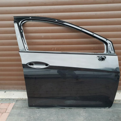 Drzwi przód przednie prawe Opel Astra K Z22Y uszk.