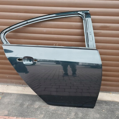Drzwi tył tylne HB Opel Insignia IGŁA Z30V