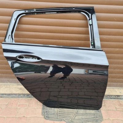 Drzwi tył tylne kombi prawe Opel Astra K Z22y IGŁA