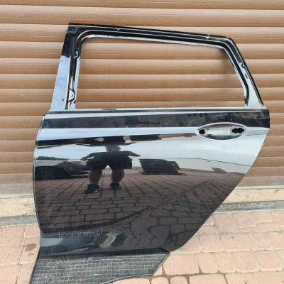 Drzwi tył tylne kombi z22y Opel Insignia B