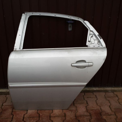 Drzwi tył tylnie HB Vectra C Hathback kielce Z157