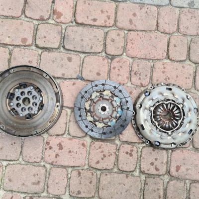 Dwumas sprzęgło tarcza 1.7CDTI Opel Mokka 55570195