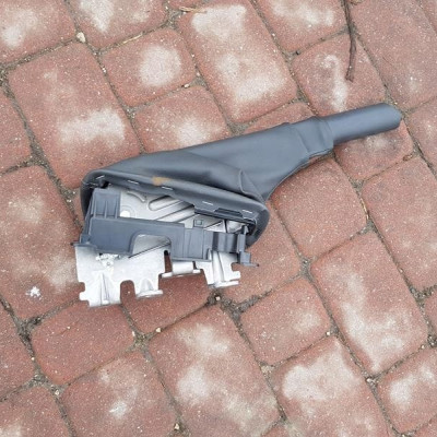 Dźwignia hamulca ręcznego EU Vivaro B Trafic III